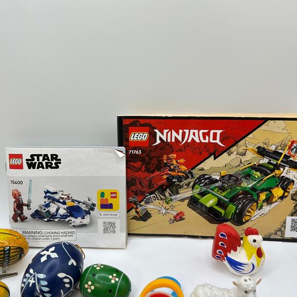 Vintage Junk Drawer Lot Random Mixed Trinkets Toys Mini Items - Picture 6 of 9